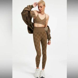 GOOD AMERICAN SHINE JACQUARED LEGGING IN BLACK